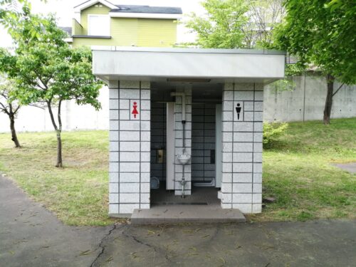 藤野ののさわ公園のトイレ