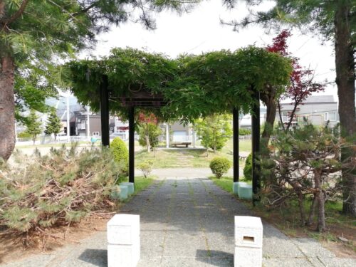 藤が丘そよかぜ公園のパーゴラ・緑のアーチ