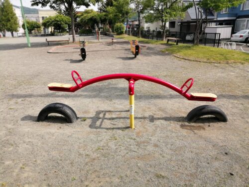 藤ヶ丘あおぞら公園のシーソー
