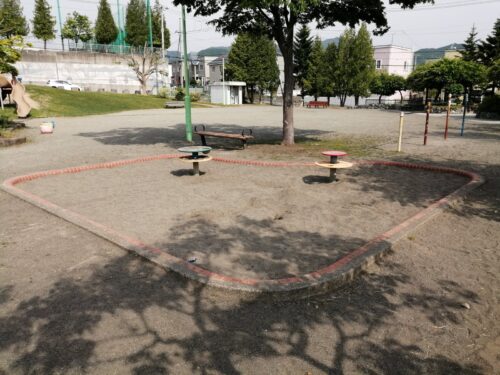 藤ヶ丘あおぞら公園の砂場
