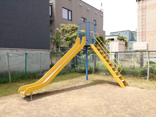 藤野こぶし公園のすべり台