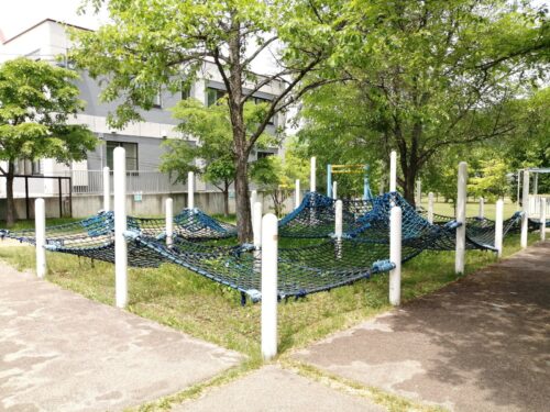 藤野東公園のネット遊具