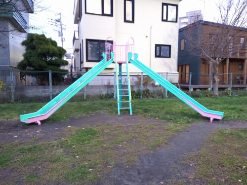 すべり台